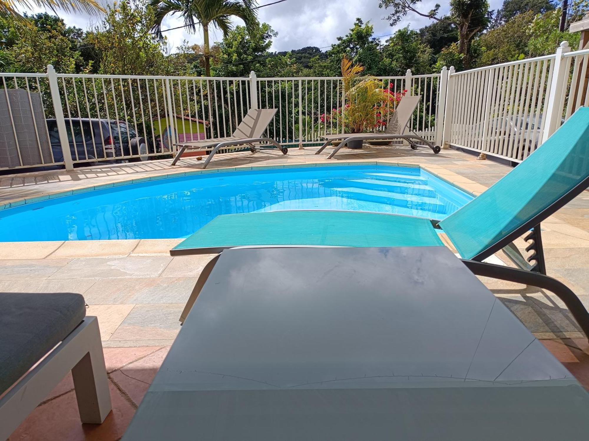 סנט-לוס Douceur Des Hauteurs Bas De Villa, Piscine Privee מראה חיצוני תמונה